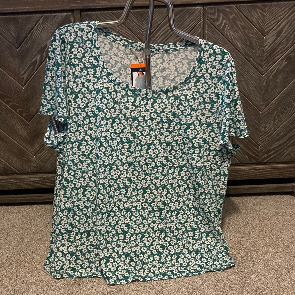 Lucky Brand green Floral Short Sleeve Top